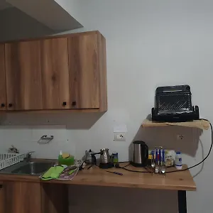 Mona's Hostel Saranda