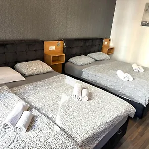  Aparthotel Grey Palazzo 1050